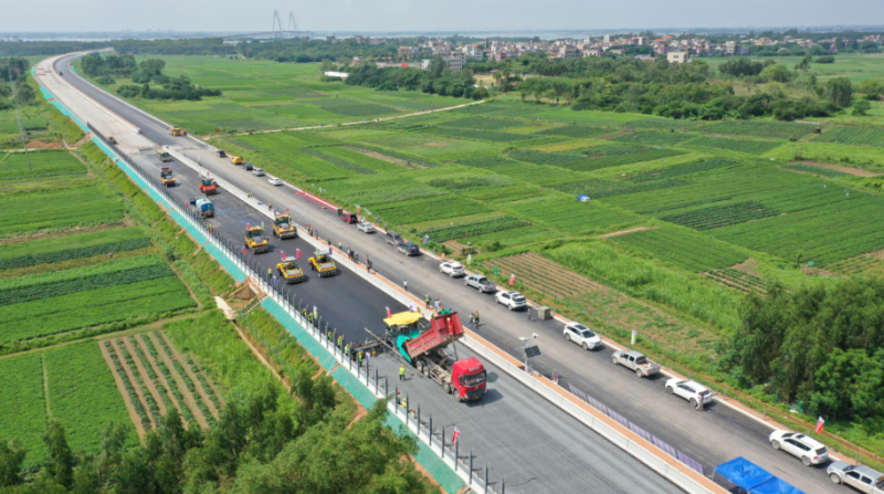 建設(shè)?邁進(jìn)‖薪火相傳，續(xù)寫奮進(jìn)篇章